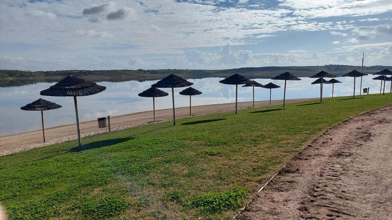 Вілла Casa Coral Sao Marcos do Campo Екстер'єр фото